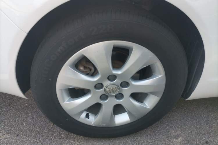 Used Buick Regal 2015 2.0L Leading Fashion Edition
