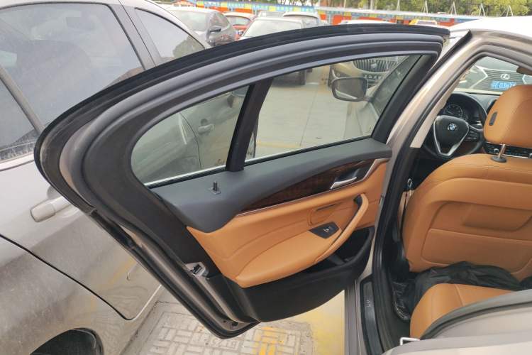 Used BMW 5 Series 2018 528Li Launch Special Edition
