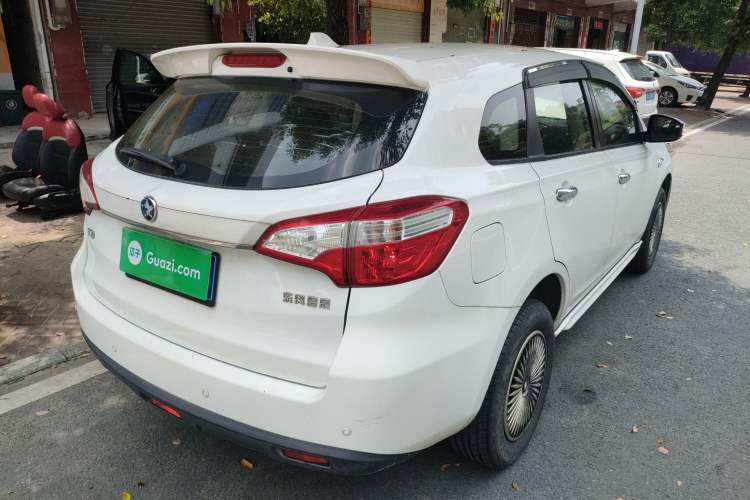 Used Venucia T70 2016 1.6L Manual Ruixing Edition
