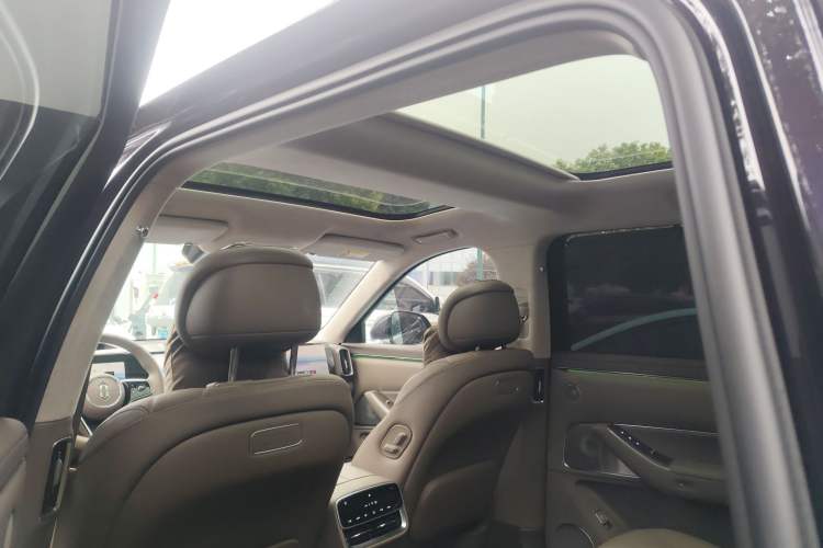 Used Hima AITO M8 2025 Model Pure Electric Max+ Five-Seat Long-Range Version