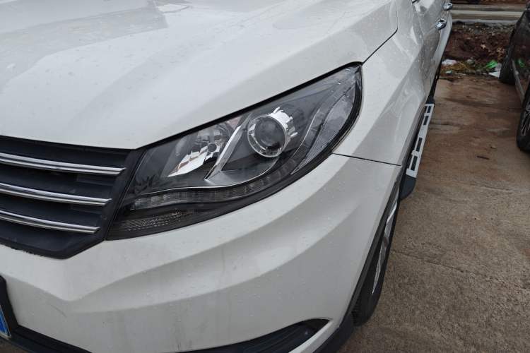 Used Dongfeng Fengon 580 2017 1.5T CVT Smart Connectivity Model
