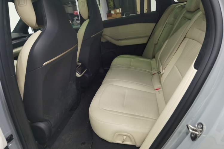 Used Nio ES6 2024 75 kWh
