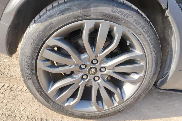 Used Land Rover Discovery 2017 3.0 SC V6 SE