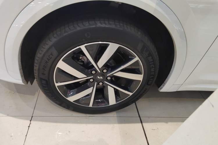 Used Li Auto L7 2023 Air model
