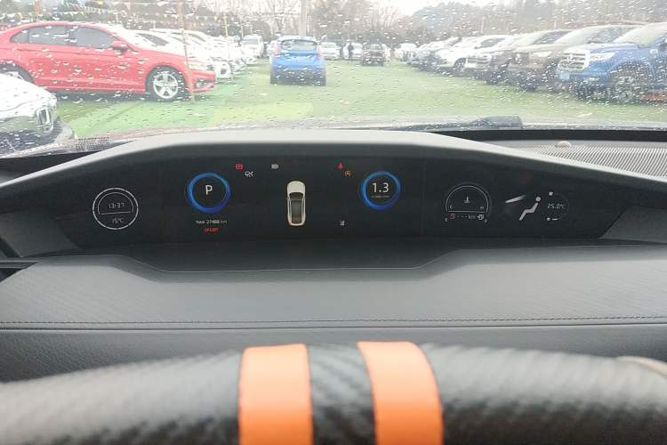 Used Changan UNI-V 2022 1.5T Smart Navigation Version
