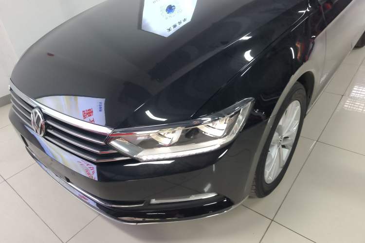 Used Volkswagen Magotan 2018 Facelift 330TSI DSG Luxury Model
