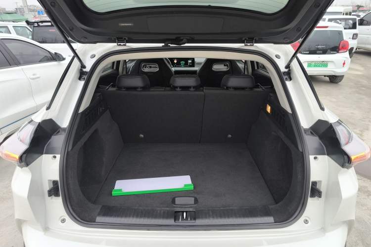 Used NETA U 2021 Revised Pro 400 Industry Custom Edition
