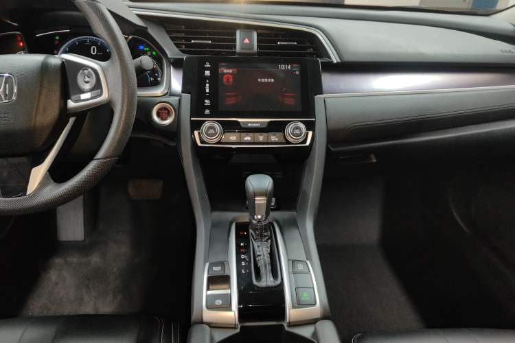 Used Honda Civic 2016 220TURBO CVT Luxury Edition
