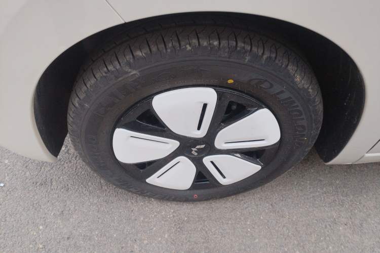 Used Wuling Hongguang MINIEV 2025 Four-Door Version Advanced Edition
