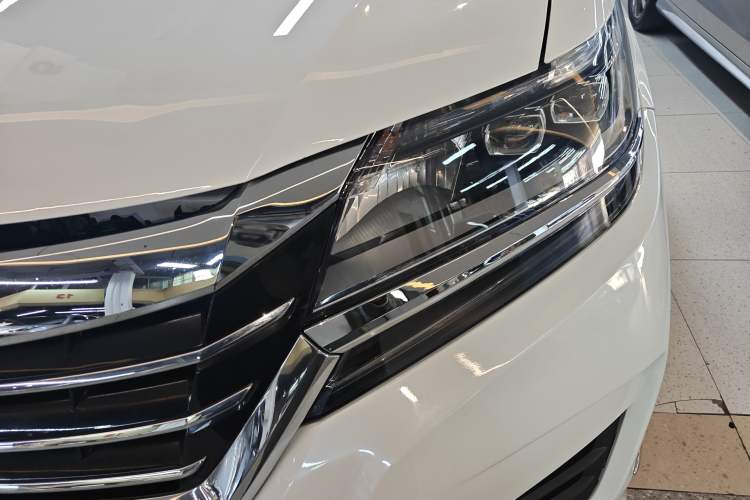 Used Honda Elysion 2016 2.4L Classic Edition
