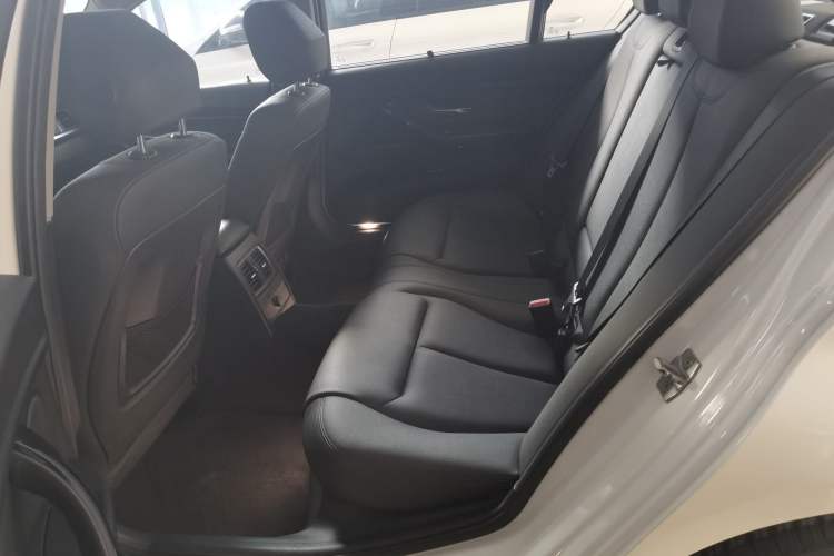 Used BMW 3 Series 2017 320Li Fashion Model
