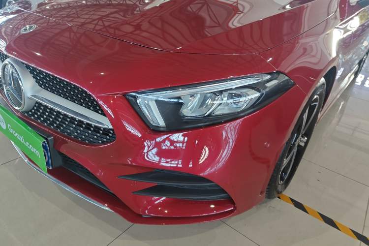 Used Mercedes-Benz A-Class 2022 Revised Version A 200 L Sport Sedan Fashionable Style
