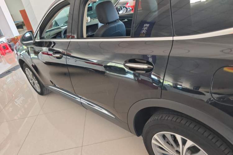 Used Buick Envision 2021 Encore Plus 652T Five-Seat All-Wheel-Drive Luxury Model
