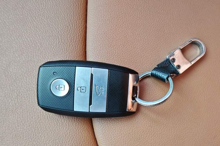 Used Kia Sportage R 2015 2.0L Automatic Two-Wheel Drive GLS
