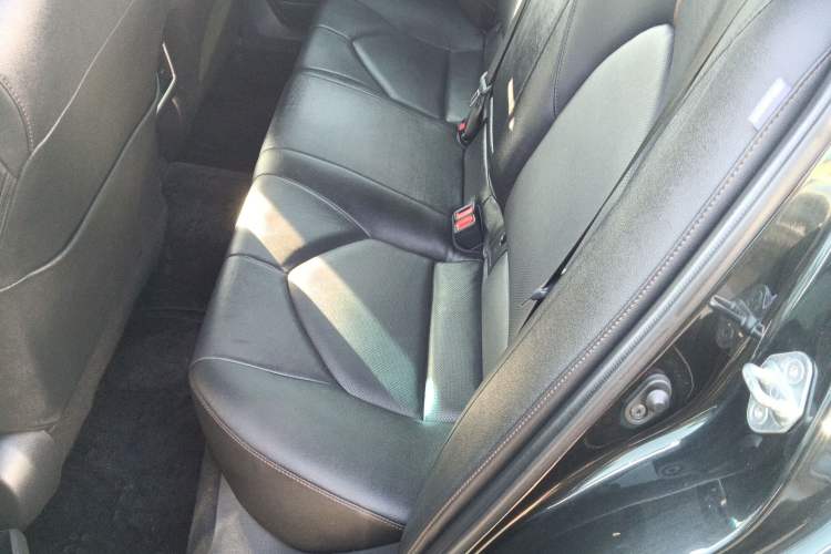 Used Toyota Camry 2021 2.0G Luxury Edition
