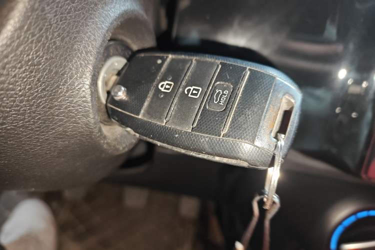 Used Kia K2 2017 Sedan 1.4L Manual Transmission GLS