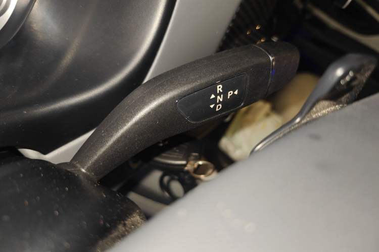 Used Mercedes-Benz Vito 2023 2.0T Elite Version 7 Seats
