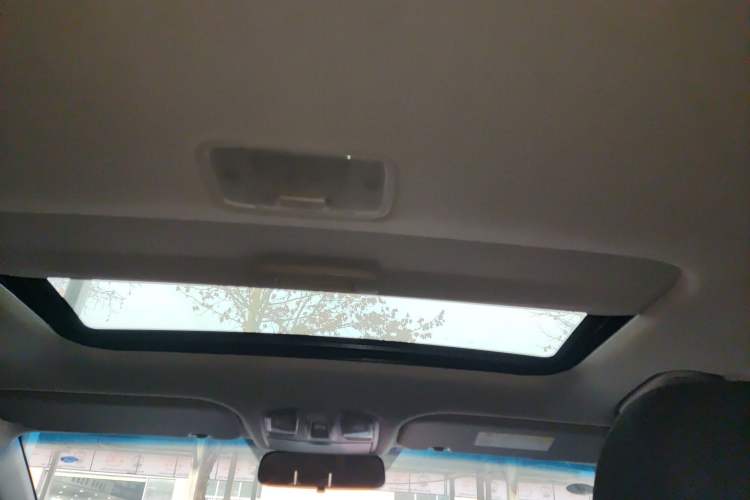 Used Hyundai Elantra (6th Generation / Lingdong) 2016 1.6L Automatic ZhiXuan – Elite Version
