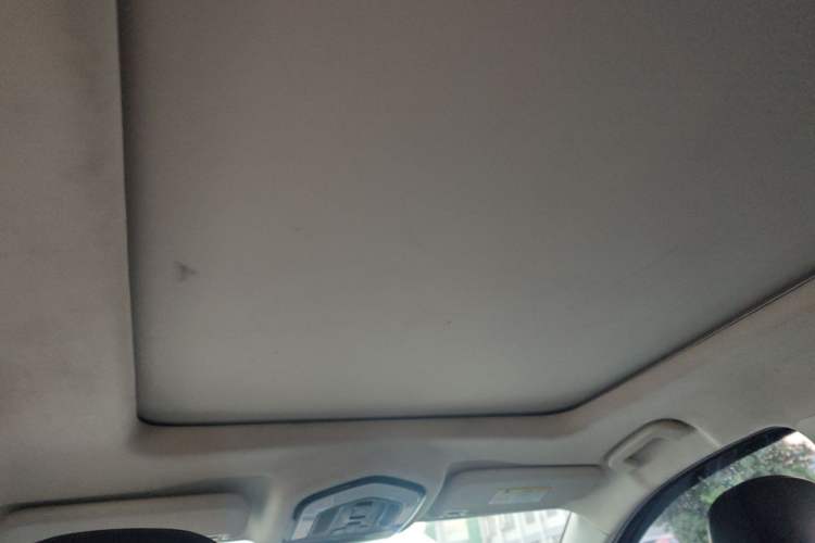 Used SWM G05 2019 2.0L Manual Luxury Edition
