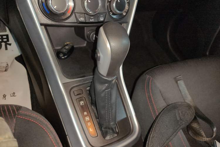 Used Suzuki S-Cross 2014 1.6L CVT Two-Wheel Drive Entry Model
