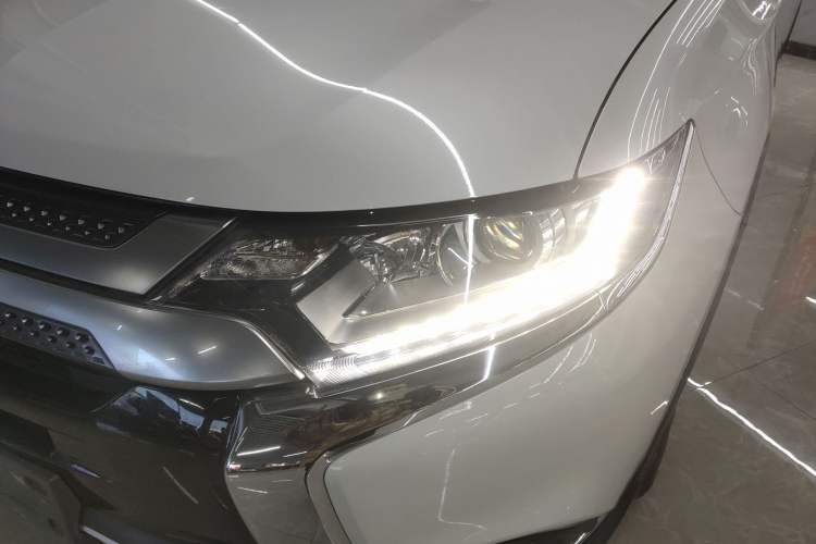 Used Mitsubishi Outlander 2020 2.0L Two-Wheel Drive Enjoyment Version 5 Seats