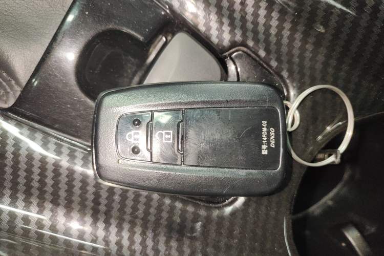 Used Toyota C-HR 2018 2.0L Coolway Leading Edition China V Standard
