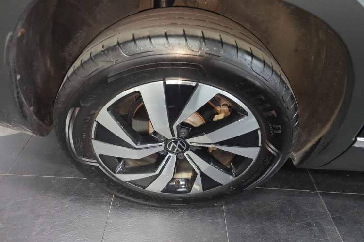 Used Volkswagen Tayron 2022 280TSI Two-Wheel Drive Luxury Smart Connectivity Version