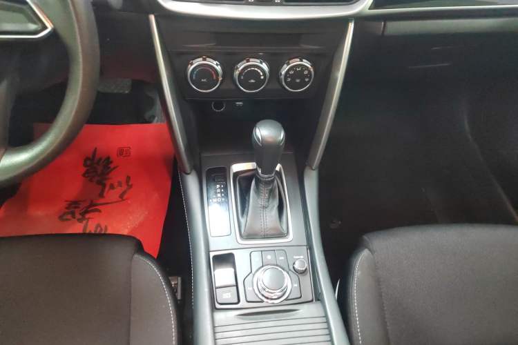 Used Mazda CX-4 2018 2.0L Automatic Two-Wheel Drive Blue Sky Dynamic Version China V Standard
