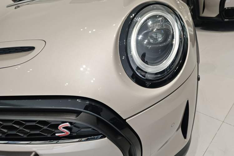 Used  MINI 2022 2.0T COOPER S Artist