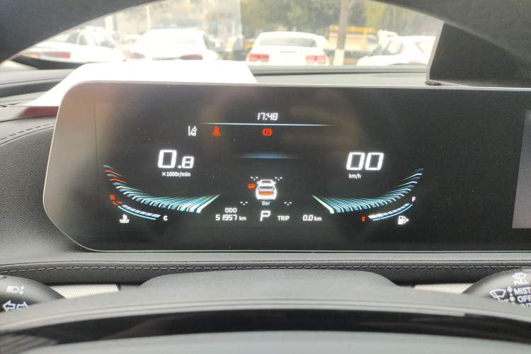 Used FORTHING T5 EVO 2021 1.5TD DCT Diamond Edition
