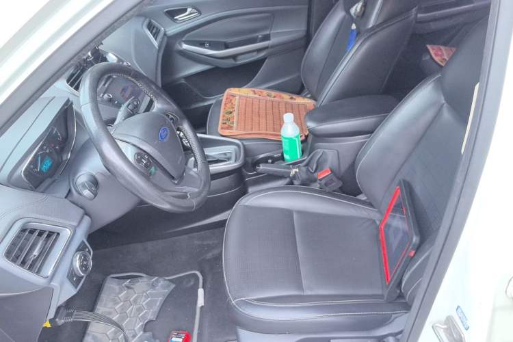 Used Ford Escort 2015 1.5L Automatic Fashion Model
