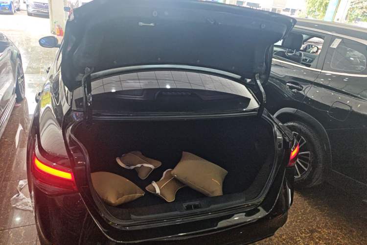 Used Nissan Sylphy 2022 1.6L XL CVT Enjoyment Edition
