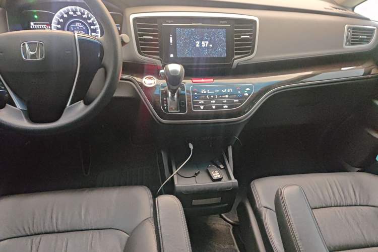 Used Honda Odyssey 2018 2.4L Luxury Edition
