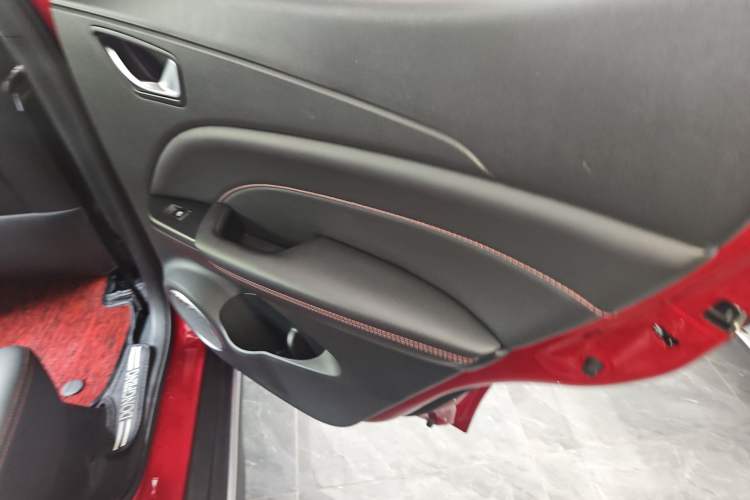 Used Dongfeng Fengon 500 2022 1.5L CVT Enjoyment Version
