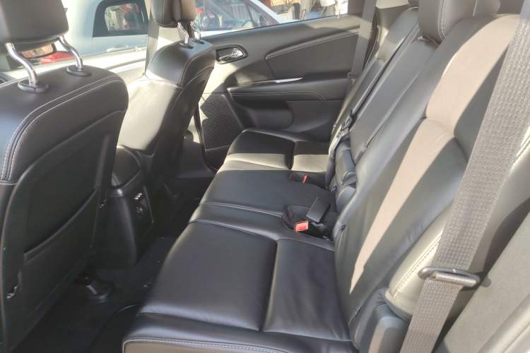 Used Dodge Journey 2016 2.4L Two-Wheel-Drive Touring Edition
