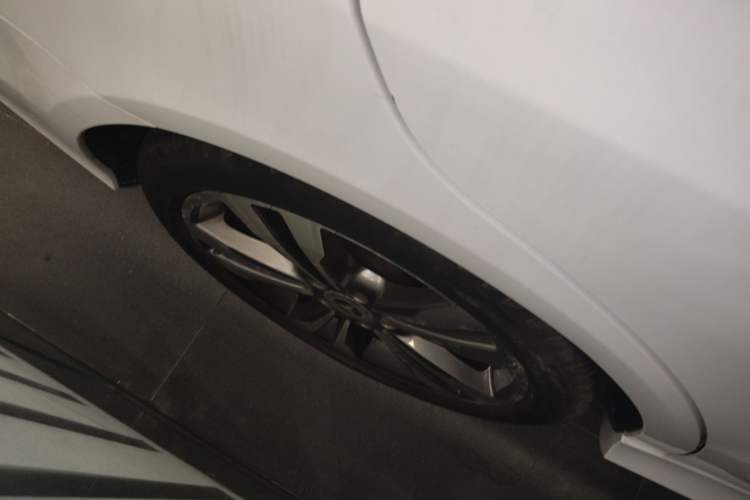 Used Mercedes-Benz E-Class 2015 E 260 L Sport Edition
