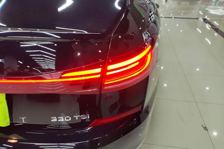 Used Volkswagen Passat 2023 Revised 330TSI Elite Edition
