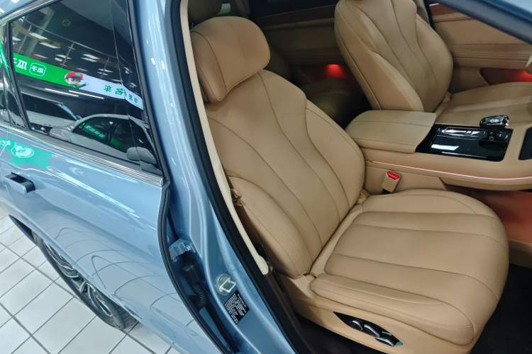 Used Hima AITO M7 2024 1.5T Intelligent Drive 4x4 Max Edition 6 Seats