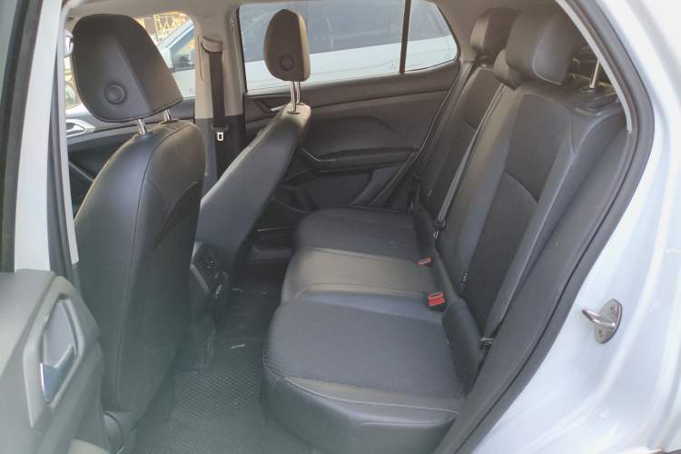 Used Volkswagen Tacqua 2021 200TSI DSG JoyConnect Edition
