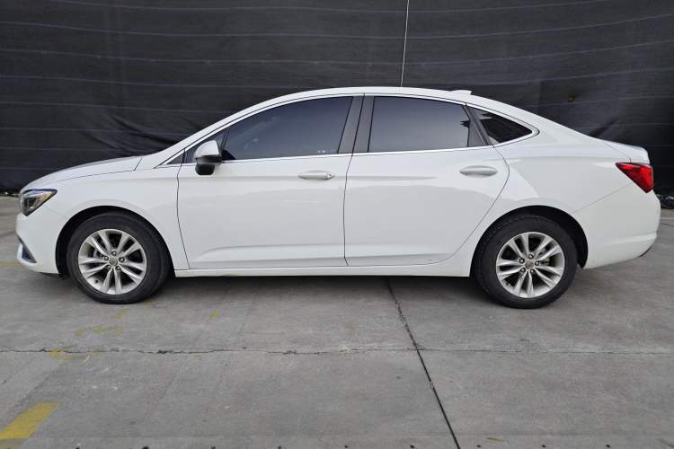 Used Buick Verano 2018 Sedan 20T Dual-Clutch Leading Model
