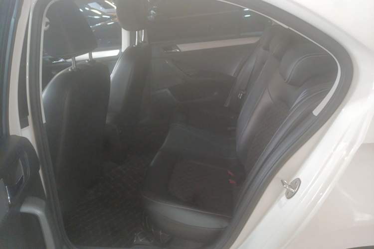 Used Skoda Rapid 2018 1.6L Automatic Comfort Edition
