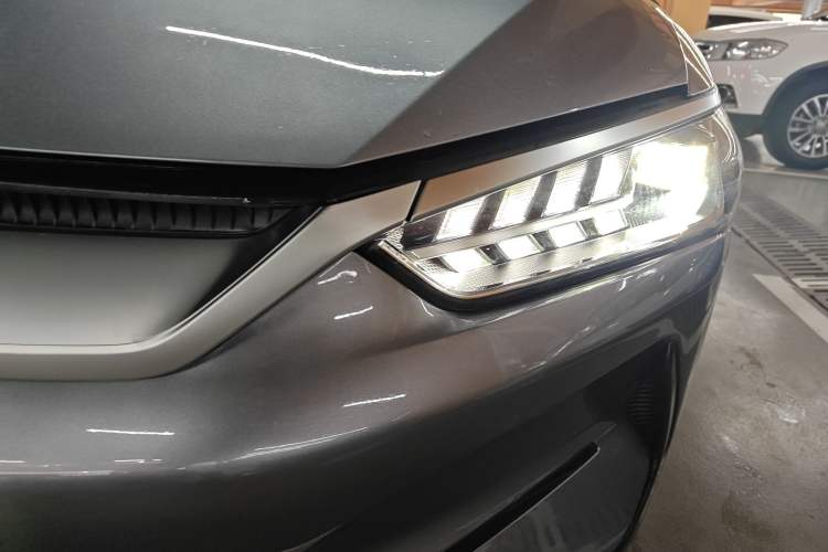 Used BYD Qin PLUS 2021 EV 500KM Luxury Model
