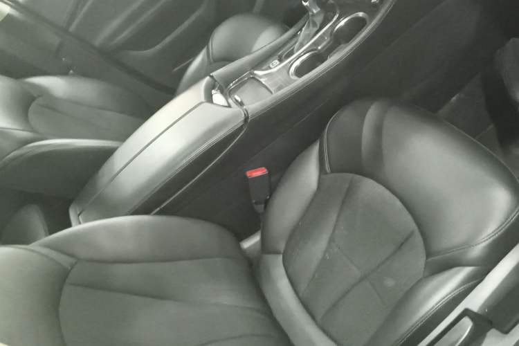 Used Buick Envision 2018 20T Two-Wheel-Drive Leading Model