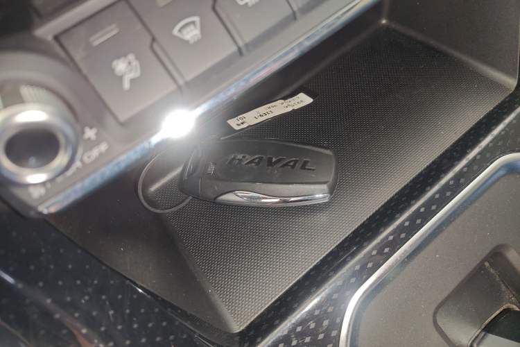 Used Haval M6 2021 PLUS 1.5T DCT Elite Smart Connectivity Model
