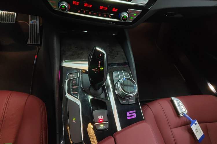 Used BMW 5 Series 2019 530Li Leading Model M Sport Package
