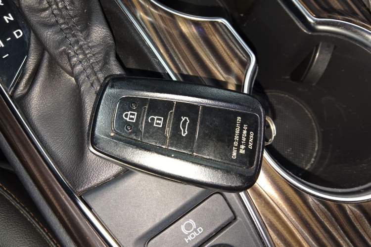 Used Toyota Camry 2019 2.0G Luxury Edition China VI Standard
