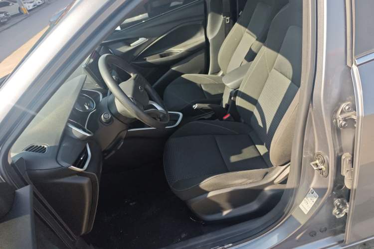 Used Chevrolet Cavalier 2022 325T Automatic Enjoyment Edition
