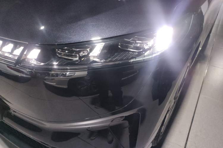 Used  eπ008 2025 636Ultra LikeYi Edition 5-Seater