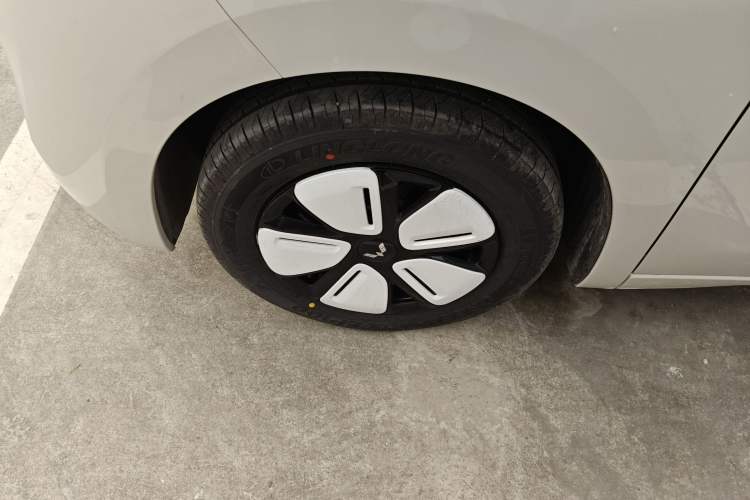 Used Wuling Hongguang MINIEV 2025 Four-Door Version Advanced Edition
