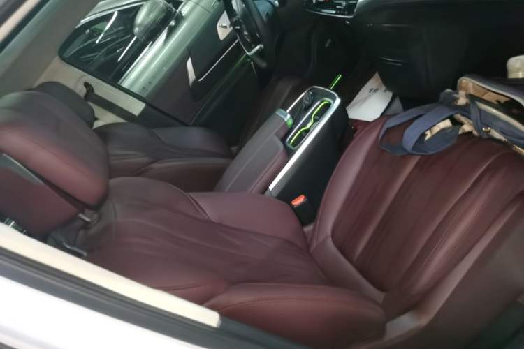 Used Buick Century 2023 2.0T Six-Seater Yinshi Edition
